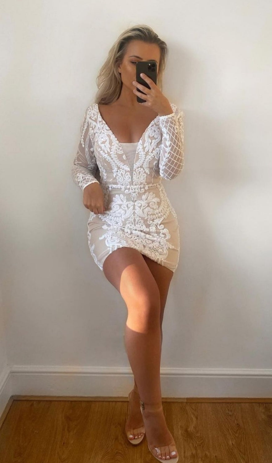 Secrets White Long Sleeve V Back Floral Mesh Plunge Sequin Dress