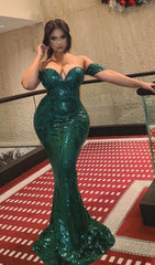 Lovestruck Emerald Green Luxe Sweetheart Off Shoulder Sequin Fishtail Dress