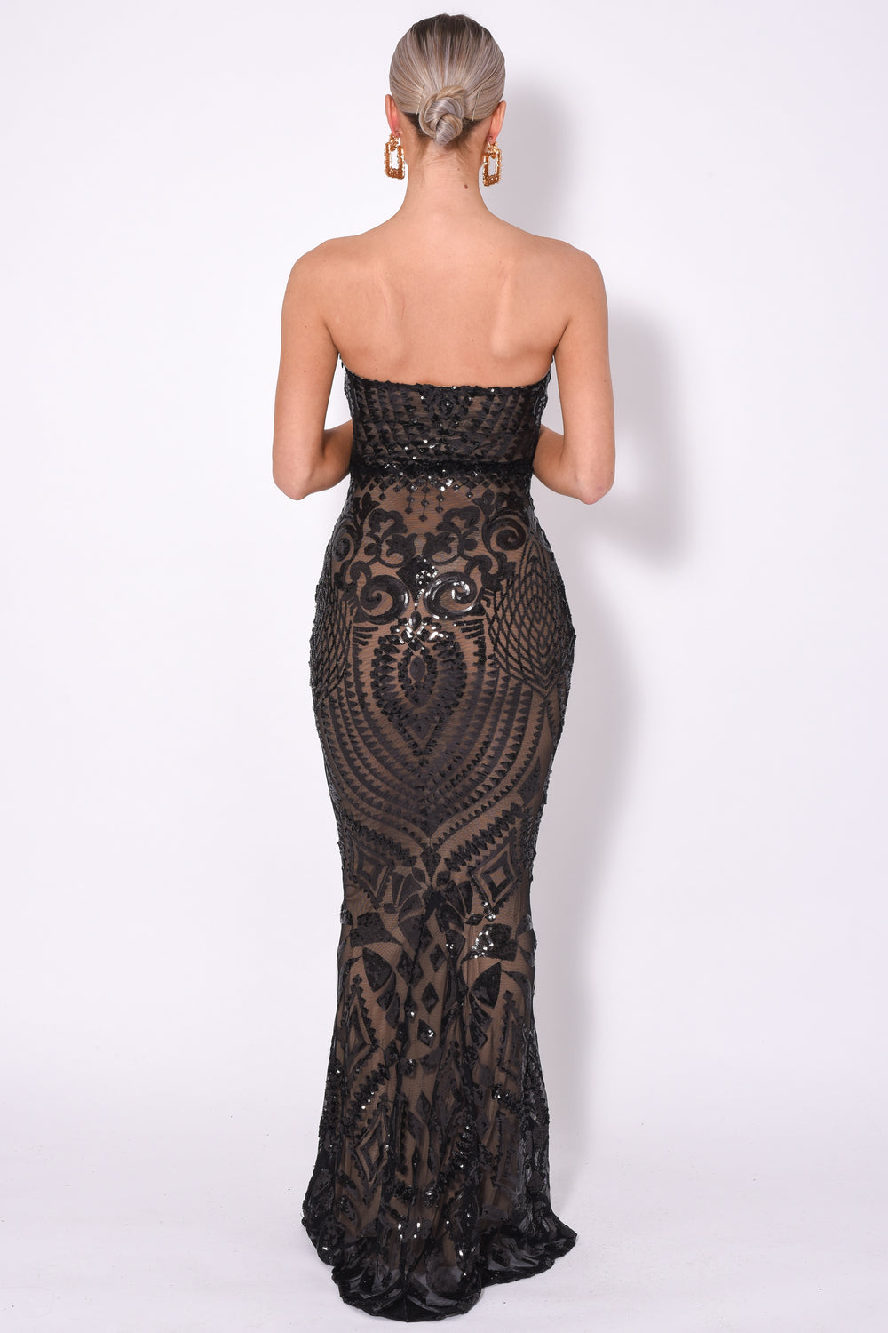 Kenza Black Luxe Sweetheart Plunge Sequin Embellished Fishtail Dress